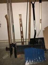 gardening tools + shovels