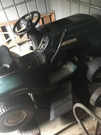 riding lawnmower