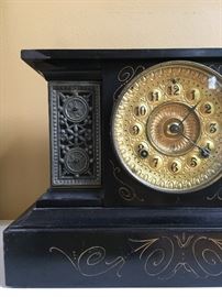 Black Marble Mantle Clock 