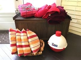 Outdoor Storage Chest, Floating Cooler 