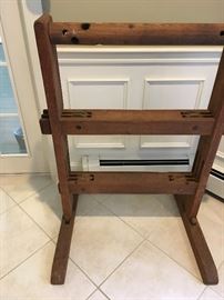 Primitive Stand with Pulleys 