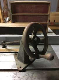 Wheel Pulley Vise 