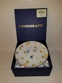 Godinger cake stand
