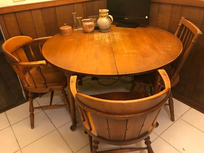 Very solid maple dining table from the 1950s. Comes with 4 leaves. Top could be refinished but otherwise, a beautiful vintage table.