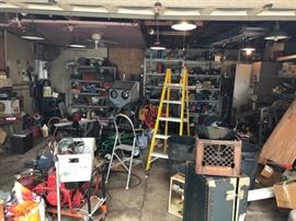 MISCELLANEOUS IN ITEMS GARAGE