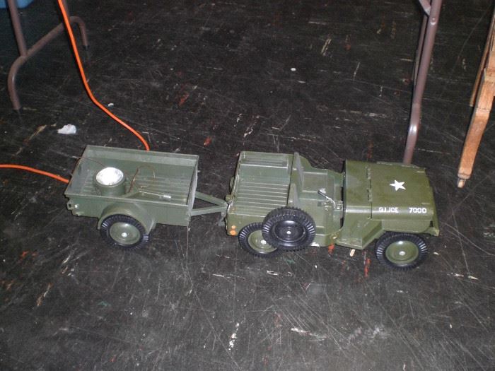G.I.Joe army jeep, trailer and spotlight for large figures c.1968