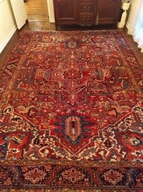 AMAZING vintage Persian Heriz rug, 100% wool face, hand woven, measures 9' 2" x 12' 8".