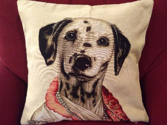 Love her! Sprightly, yet spoiled Dalmatian princess, so loved by her honey, that her gave her a pearly necklace.