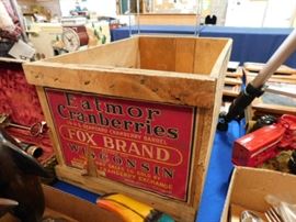 Cranberries Fox Brand crate