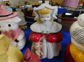 Vintage dutch girl Cookie jar