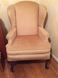 Tan colored Chair - excellent condition