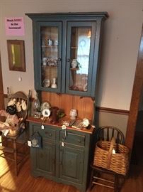 Vintage cabinet