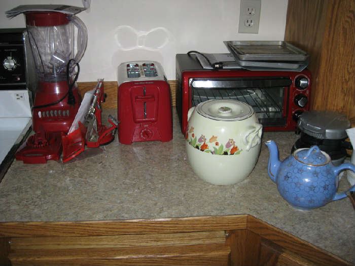 Hall crocus pretzel jar & Hall teapot, red kitchen appliances
