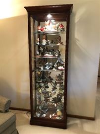 HOWARD MILLER Lighted Curio Cabinet