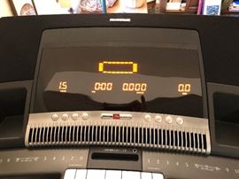 NordicTrack Elite zi Treadmill