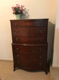 Matching Chest of Drawers
