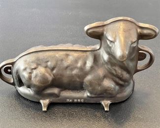 Vintage Griswold Extra Large Cast Iron Lamb Cake Mold