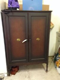 Antique wardrobe/cabinet