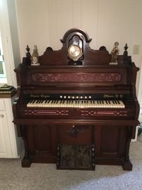 Gorgeous Antique Pump Organ