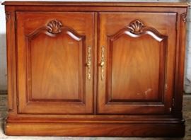 Shell carved 2 door server