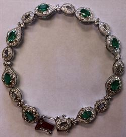 Platinum Emerald & Diamond Bracelet 