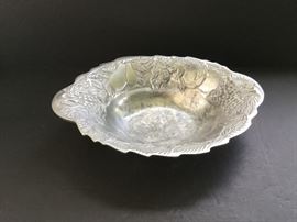 Decorative Metal Bowl https://ctbids.com/#!/description/share/32680  