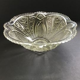 Glass Bowl       https://ctbids.com/#!/description/share/32583