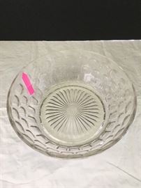 Glass Bowl    https://ctbids.com/#!/description/share/33104 