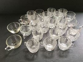 Punch Cups     https://ctbids.com/#!/description/share/33105