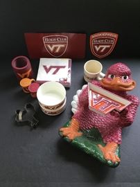 VA Tech Serving Pieces       https://ctbids.com/#!/description/share/33146