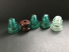 5 Antique Telephone Pole Insulators    https://ctbids.com/#!/description/share/33151
