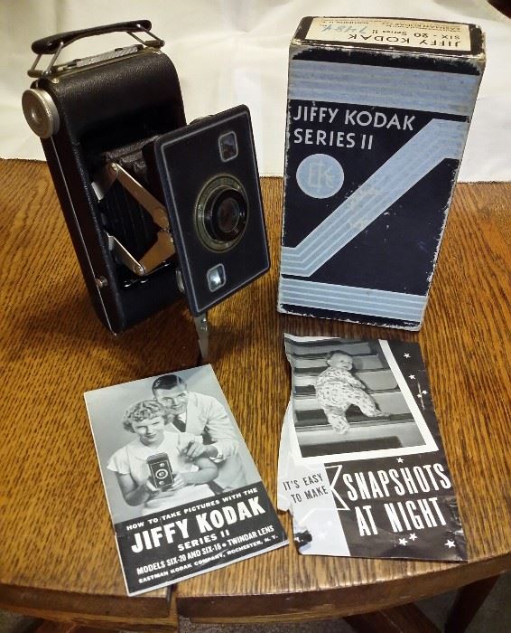 Jiffy Kodak camera in great condition