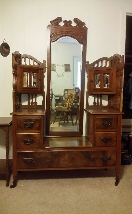Antique vanity style dresser with glove boxes and 5 beveled mirrors