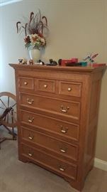 Pennsylvania House 5 Drawer Dresser