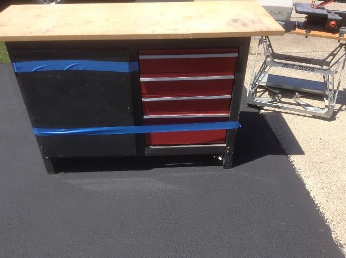 Tool Table w Drawers $35!