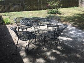 Vintage metal mesh five piece patio set