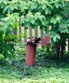 Yard art.  What does this look like?