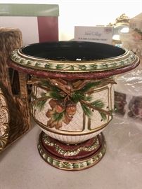 Fitz & Floyd - ginormous piece - would make fabulous centerpiece during the holidays.