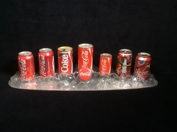Coke display piece with cans