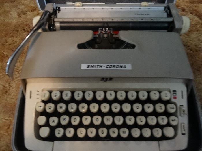 Smith Corona manual typewriter