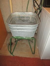 Wash Tub and metal stand