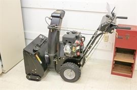 Sno-Tek 208cc 9.5  24" clearing width - this machine is like new!