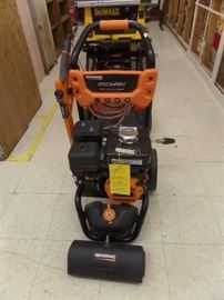 Generac Speedwash 3200 PSI- 196cc OVC - with accessories