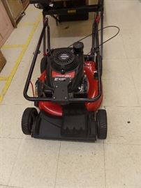 Troybilt self propelled 21" mower Honda engin