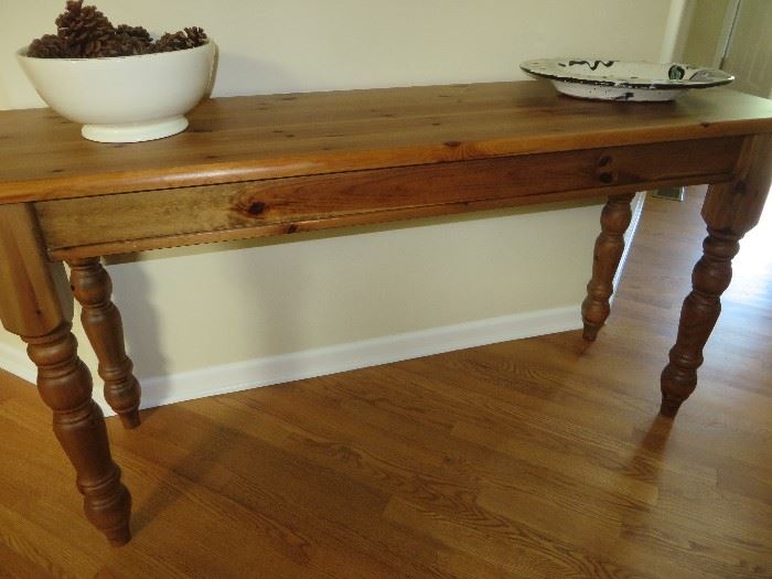 PINE CONSOLE TABLE
POTTERY BARN
