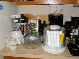 Dalton ice cream maker, small appliances, etc.