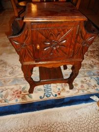 Vintage Hand Carved Mahogany Copper Lined Humidor 