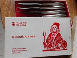 6 Steak Knives with Box