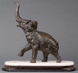 AN UNSIGNED BRONZE ELEPHANT SCULPTURE