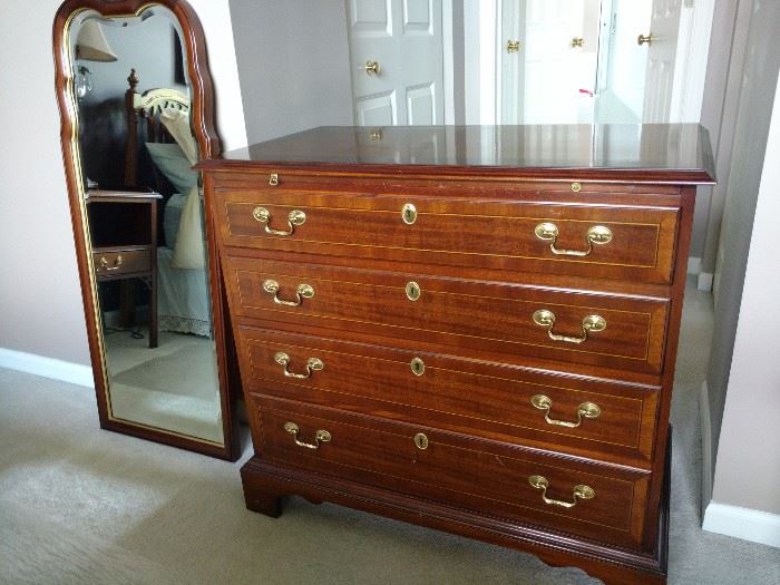 Councill Craftsman chest with mirror